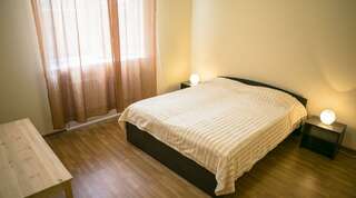 Гостевой дом Smart People Eco Hotel Краснодар Комната эконом с 1 двуспальной кроватью-7